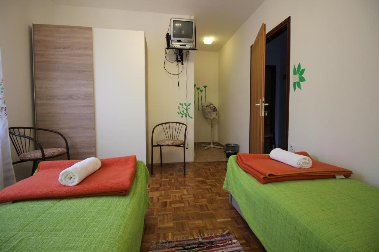 Guesthouse Marija Novi Vinodolski Exterior foto